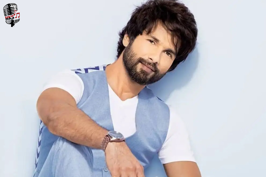 Shahid Kapoor Treats His Fans With "Picture Of Happiness" , Along With A Motivational Thought.